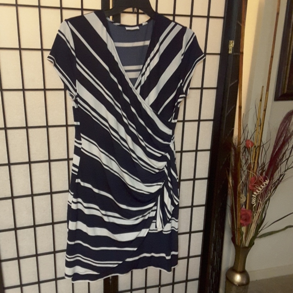 Side tie  dress